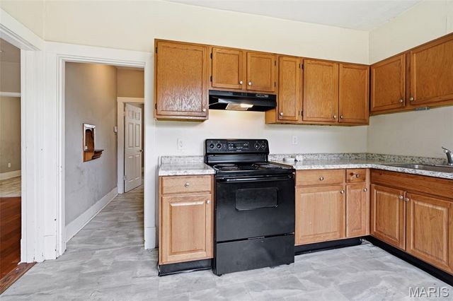 7546 Lynn Avenue, St Louis, MO 63130