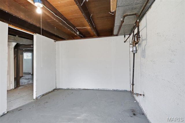 7546 Lynn Avenue, St Louis, MO 63130
