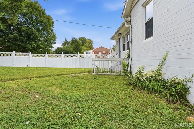 7546 Lynn Avenue, St Louis, MO 63130
