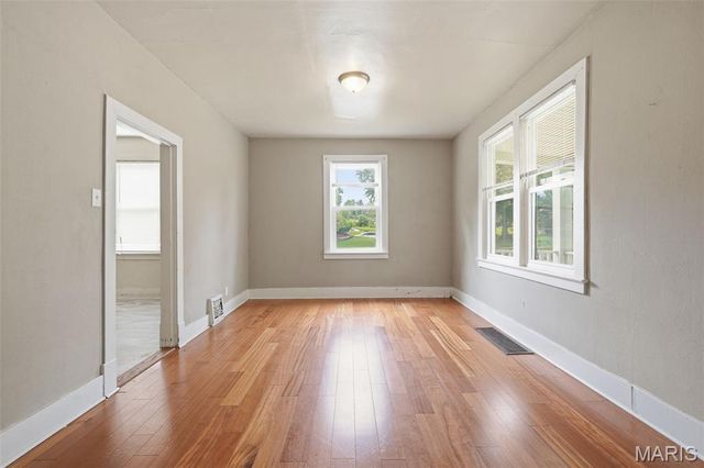 7546 Lynn Avenue, St Louis, MO 63130