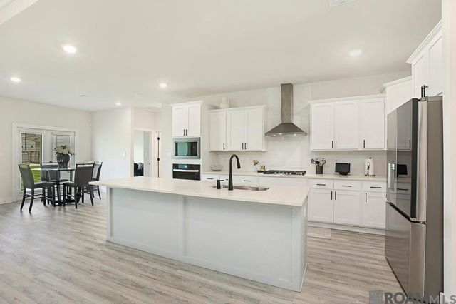 12755 Legacy Oaks Avenue, Central, LA 70818