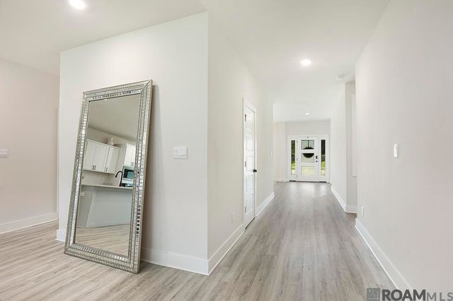 12755 Legacy Oaks Avenue, Central, LA 70818