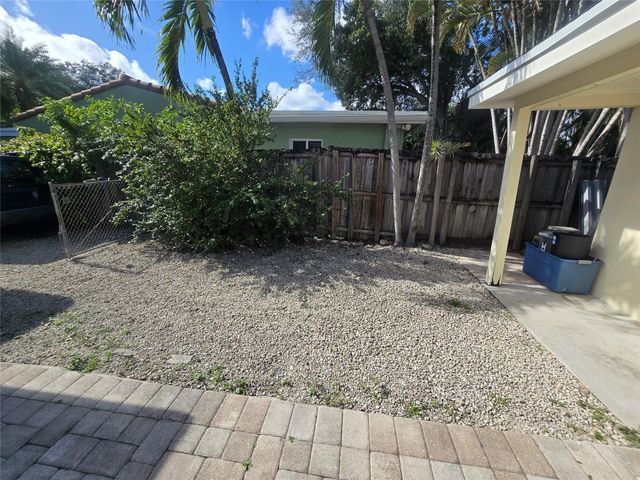 413 SW 12th Ct B, Fort Lauderdale, FL 33315