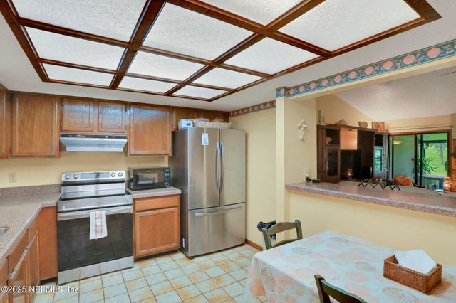 7841 BAYMEADOWS Circle W, Jacksonville, FL 32256