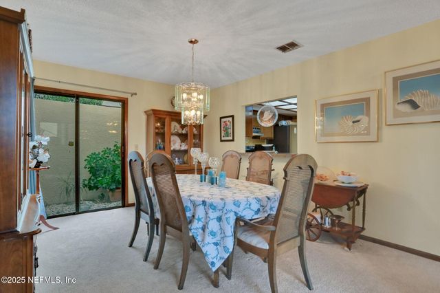 7841 BAYMEADOWS Circle W, Jacksonville, FL 32256