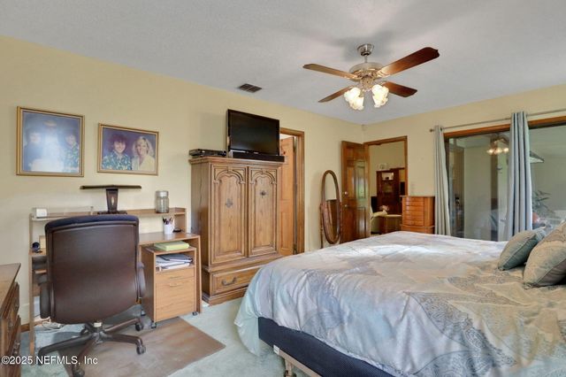 7841 BAYMEADOWS Circle W, Jacksonville, FL 32256
