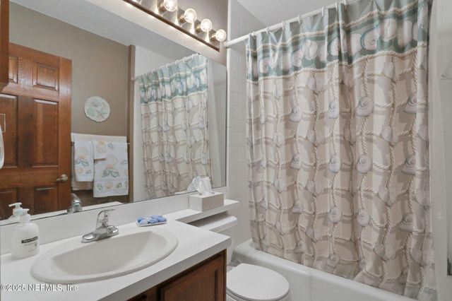 7841 BAYMEADOWS Circle W, Jacksonville, FL 32256