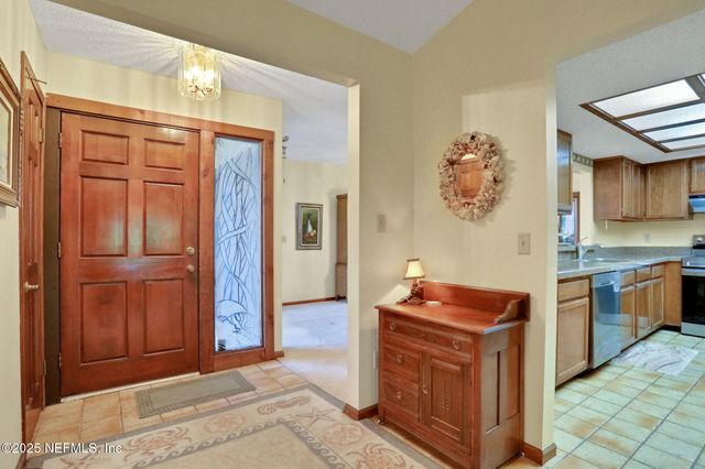 7841 BAYMEADOWS Circle W, Jacksonville, FL 32256