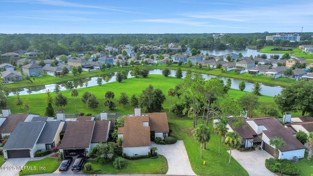 7841 BAYMEADOWS Circle W, Jacksonville, FL 32256
