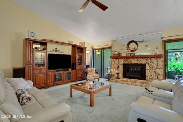 7841 BAYMEADOWS Circle W, Jacksonville, FL 32256