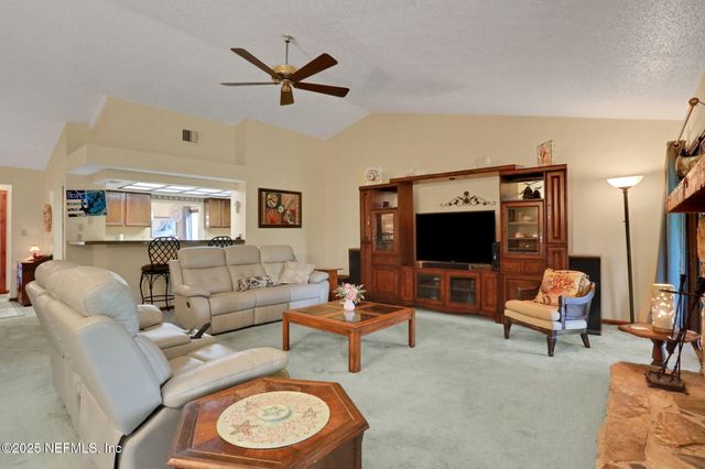 7841 BAYMEADOWS Circle W, Jacksonville, FL 32256