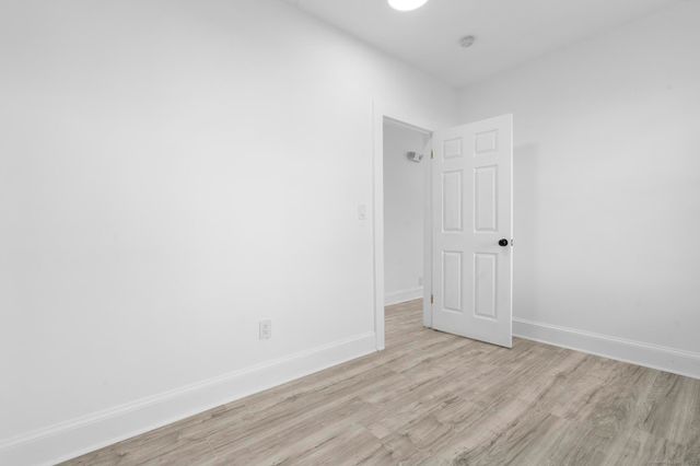 95 Oak Street, Waterbury, CT 06704