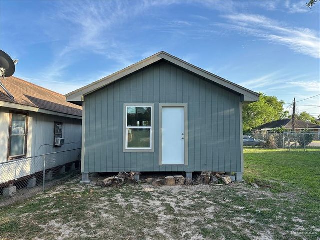415 W Pablo Layton Street, Elsa, TX 78543