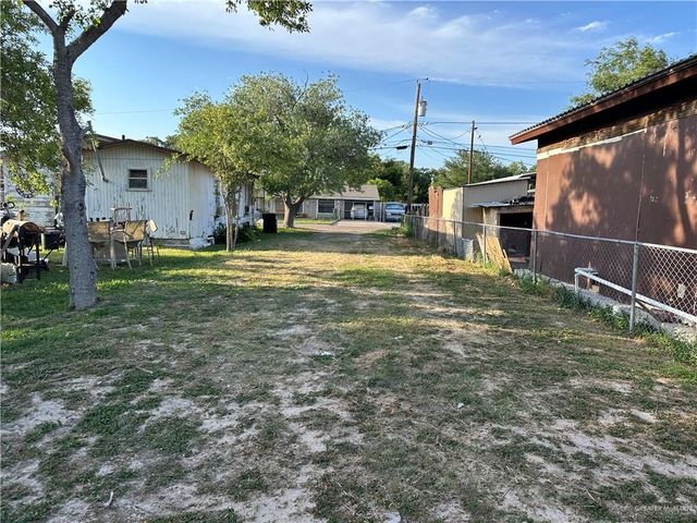 415 W Pablo Layton Street, Elsa, TX 78543