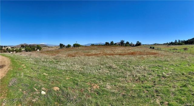 0 Scott Rd, Winchester, CA 92586