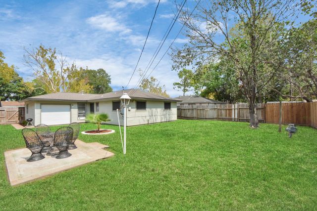 2706 Harvard Street, Pasadena, TX 77502