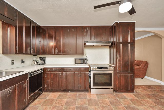 2706 Harvard Street, Pasadena, TX 77502