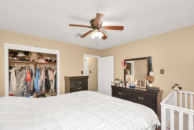 2706 Harvard Street, Pasadena, TX 77502