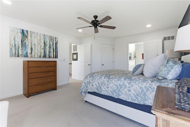 1622 Arden Bend, Fairborn, OH 45324