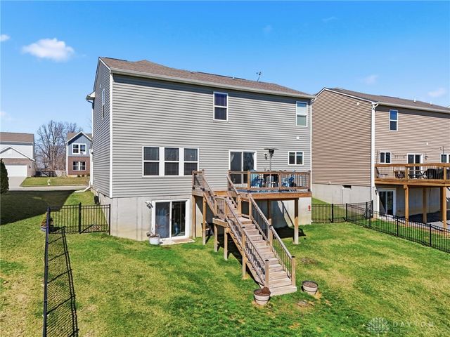 1622 Arden Bend, Fairborn, OH 45324