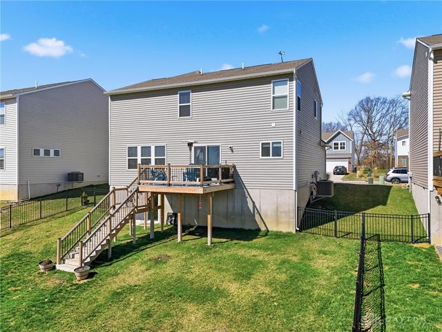 1622 Arden Bend, Fairborn, OH 45324