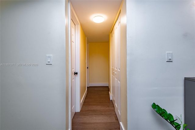 9355 SW 8th St 105, Boca Raton, FL 33428