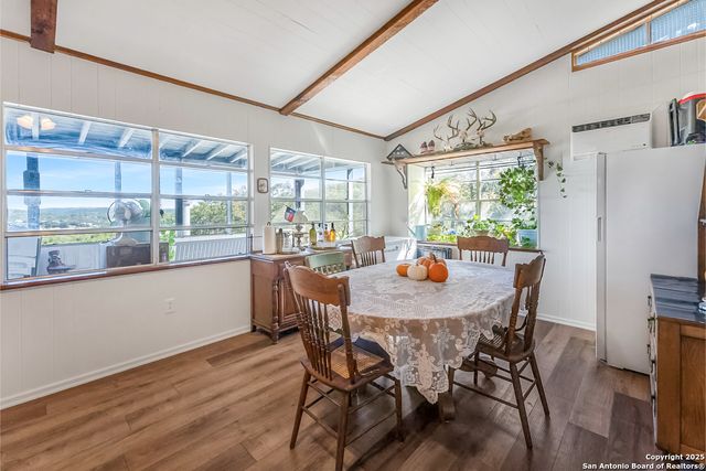 137 Hilltop, Lakehills, TX 78063