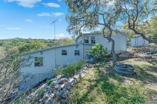 137 Hilltop, Lakehills, TX 78063