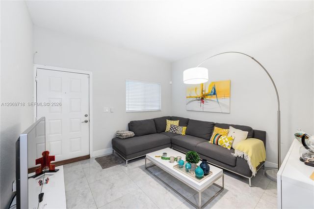 1960 NW 4th Avenue 42, Miami, FL 33136
