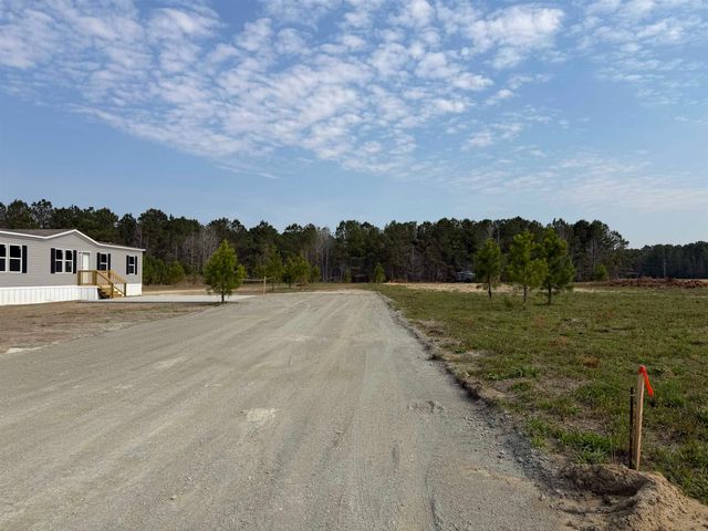 1340 W G Rd., Conway, SC 29526