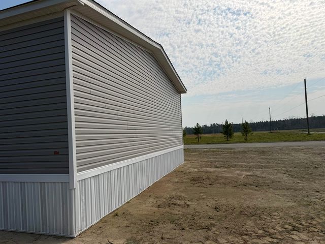 1340 W G Rd., Conway, SC 29526