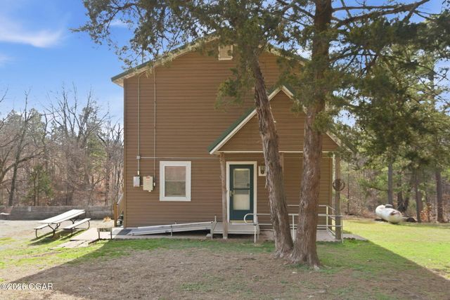 99 Valley View Court, Pineville, MO 64856