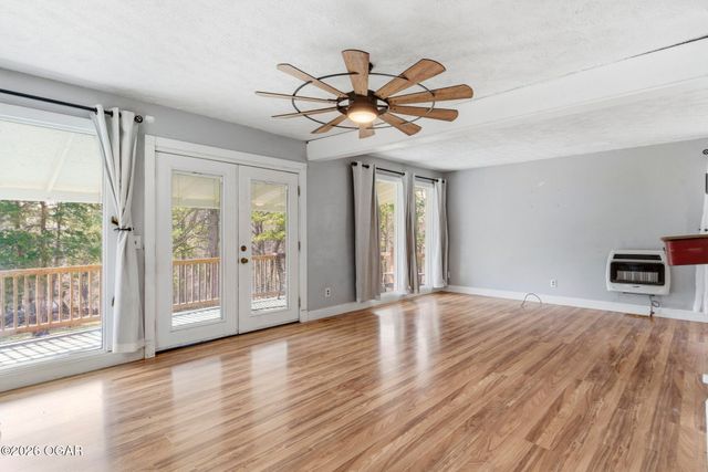 99 Valley View Court, Pineville, MO 64856