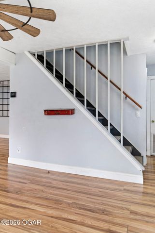 99 Valley View Court, Pineville, MO 64856