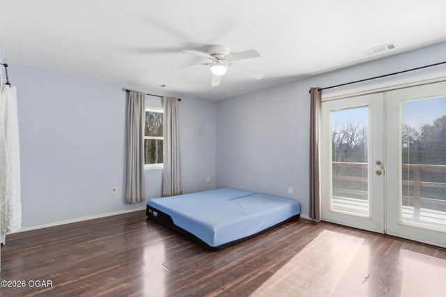 99 Valley View Court, Pineville, MO 64856