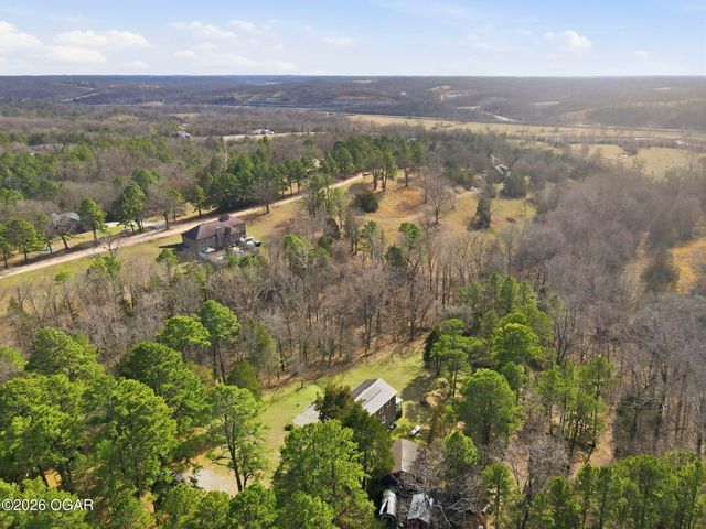 99 Valley View Court, Pineville, MO 64856