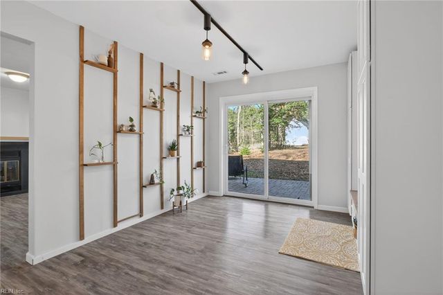 125 Millside WAY, Yorktown, VA 23692