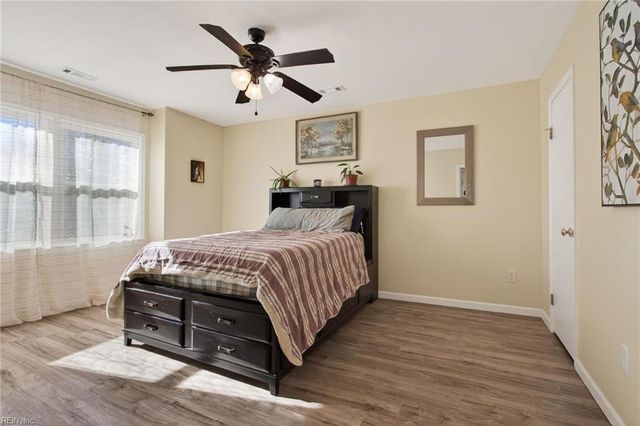 125 Millside WAY, Yorktown, VA 23692