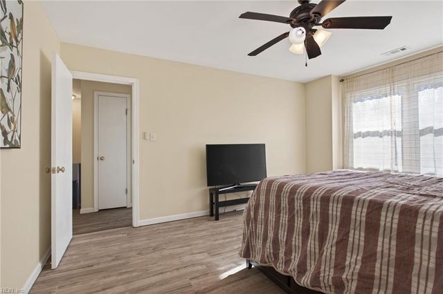 125 Millside WAY, Yorktown, VA 23692