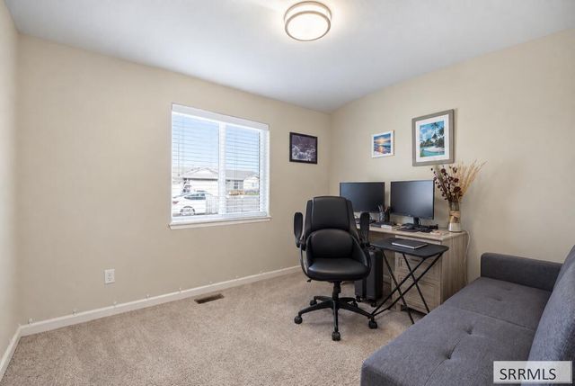 1863 Scottsdale Drive, Pocatello, ID 83202