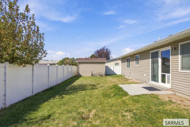 1863 Scottsdale Drive, Pocatello, ID 83202