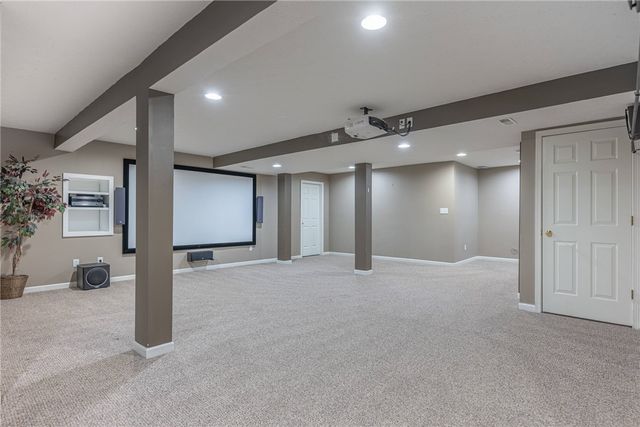2359 Featherston Drive, Miami Twp, OH 45342