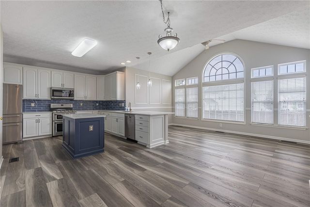 2359 Featherston Drive, Miami Twp, OH 45342