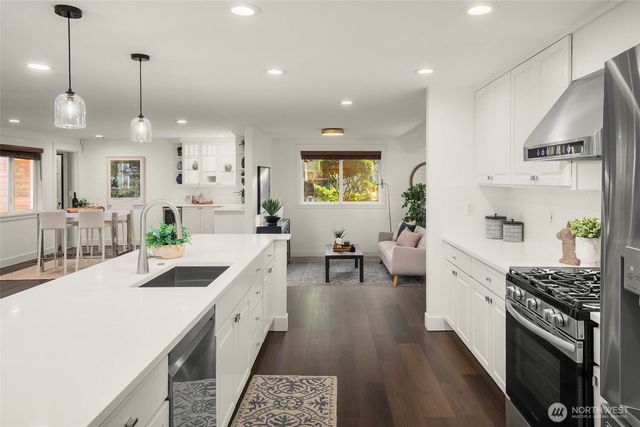 20 Cascade Key, Bellevue, WA 98006