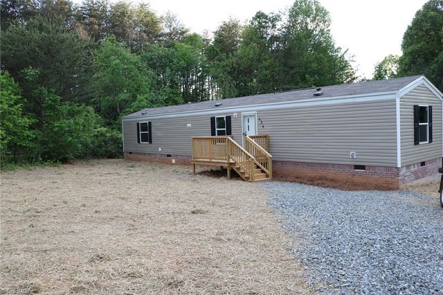 126 Sycamore Drive, Mount Airy, NC 27030