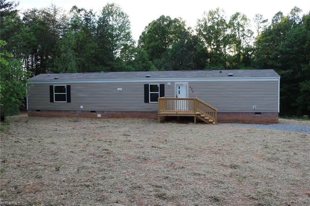 126 Sycamore Drive, Mount Airy, NC 27030