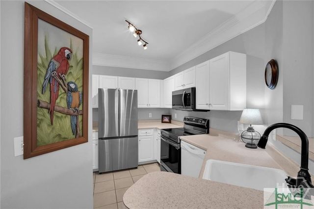 2017 Whitemarsh Way, Savannah, GA 31410