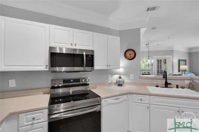 2017 Whitemarsh Way, Savannah, GA 31410