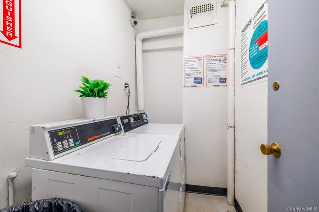 280 Guy Lombardo Avenue 3D, Freeport, NY 11520