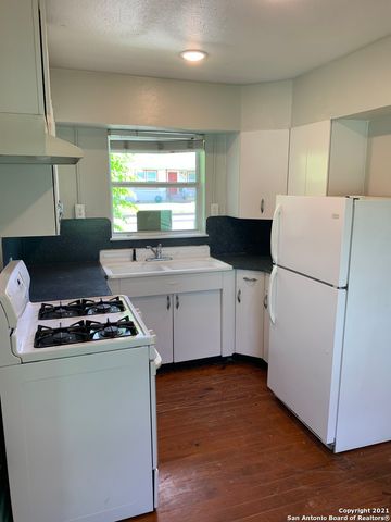 111 Laddie Pl Unit A, San Antonio, TX 78201